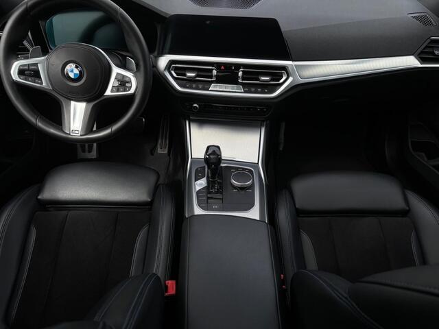 BMW 3-SERIE Touring 330i Executive Edition M | Panoramadak | Trekhaak