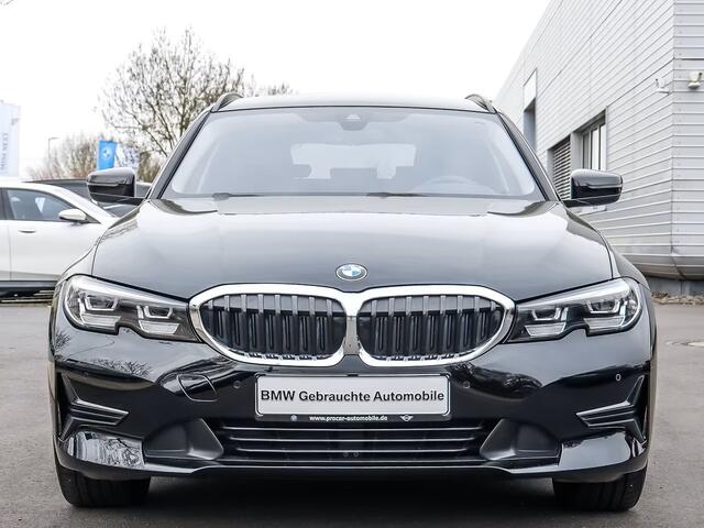 BMW 3-SERIE Touring 330e (215kW / 292pk) ** LED, HALF LEDER, TREKH, SHADOW-LINE, PRIVACY, HiFi ** 1e EIG - UNFALLFREI ** ** INFORMEER OOK NAAR ONZE AANTREKKELIJKE FINANCIAL-LEASE TARIEVEN **