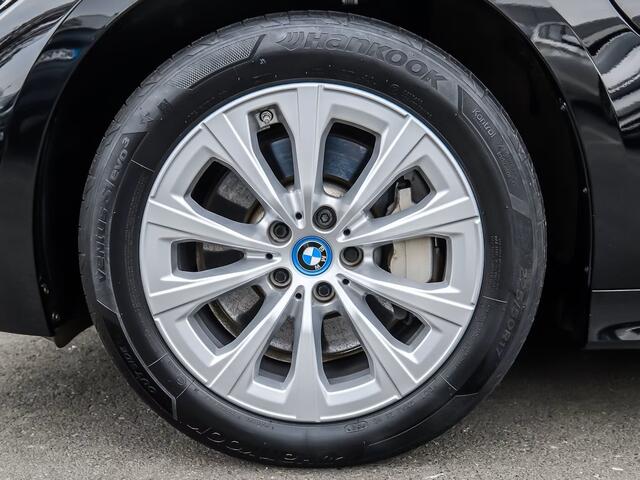 BMW 3-SERIE Touring 330e (215kW / 292pk) ** LED, HALF LEDER, TREKH, SHADOW-LINE, PRIVACY, HiFi ** 1e EIG - UNFALLFREI ** ** INFORMEER OOK NAAR ONZE AANTREKKELIJKE FINANCIAL-LEASE TARIEVEN **