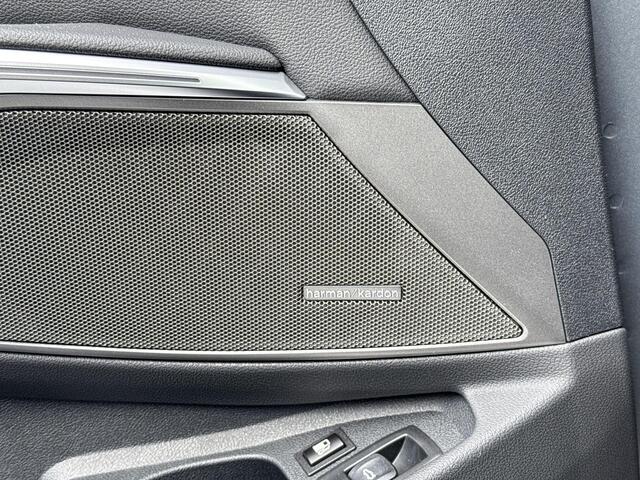 BMW 3-SERIE Touring 330e | M Sport | Innovation Pack | Harman Kardon