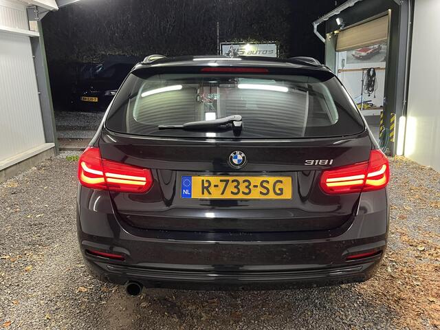BMW 3-SERIE 318i Touring High Exe AUT. 8-2017 PANO NAVI LED ST.VERW CRUISE EL.UITK.TREKH 18''LMV..