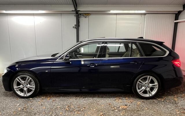 BMW 3-SERIE Touring 330i High Exe AUT. 252PK 7-2017 M-PAKKET.LEDER.PANO.LED.CAM 360*.EL.TREKH.18''LMV..NW APK 4-2027