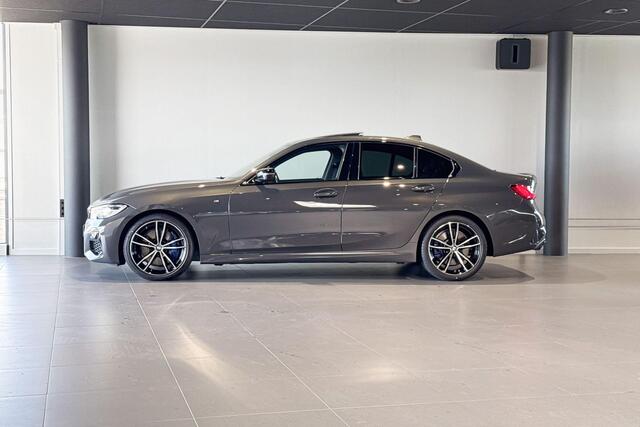 BMW 3-SERIE Sedan M340i xDrive High Executive | Stoelverwarming | Glazen schuif-/kanteldak |