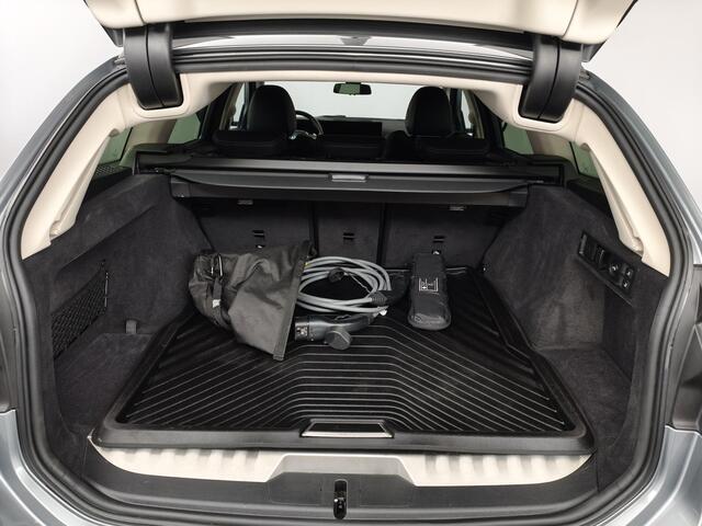BMW 3-SERIE Touring 330e xDrive V15 Ede
