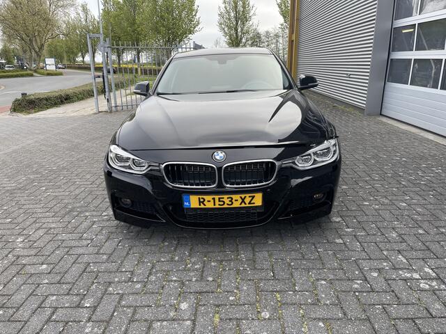 BMW 3-SERIE 330e High Executive