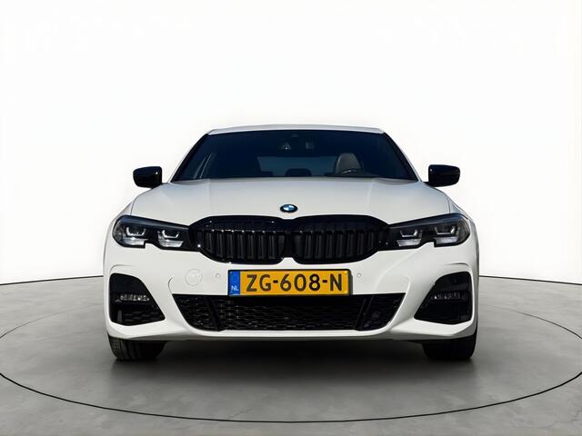 BMW 3-SERIE 320i M-Performance Pano Head-UP Camera