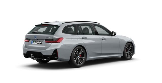 BMW 3-SERIE Touring 330e M Sport Edition | M Sport Pro | Trekhaak | Glazen Panoramadak | Comfort Pack | HiFi System | Driving Assistant |