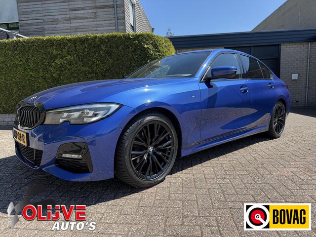 BMW 3-SERIE 318i High Executive / M-Sport / Carplay