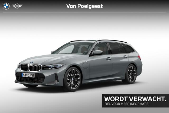 BMW 3-SERIE Touring 330e