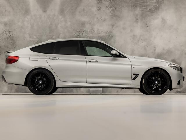 BMW 3-SERIE 320i M Sport High Executive 184Pk Automaat (GROOT NAVI, M PAKKET, STOELVERWARMING, LEDER, SPORTSTOELEN, GETINT GLAS, PARKEERSENSOREN, NIEUWSTAAT)