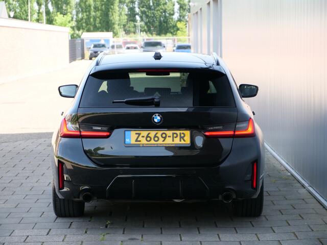 BMW 3-SERIE Touring 157pk M-Sport Automaat 318i Trekhaak / 18 Inch / Sporstoelen