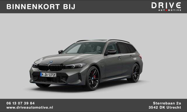 BMW 3-SERIE Touring 330e xDrive High Ex. M-Sport Pro |Pano|H/K|M-Seats|ACC|HUD|Trekhaak|19"|Dravit