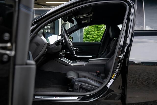BMW 3-SERIE 330 330e Touring M Sport | Maxton | ACC | Trekhaak | Stoelverwarming | Widescreen | 18' Inch |