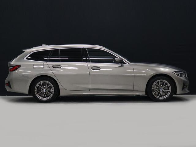BMW 3-SERIE Touring 330e eDrive M Sport [CAMERA, APPLE CARPLAY, ANDROID, TREKHAAK, CRUISE, STOELVERWARMING, ELEKTRISCHE ACHTERKLEP, PDC, NAVIGATIE, NIEUWSTAAT]