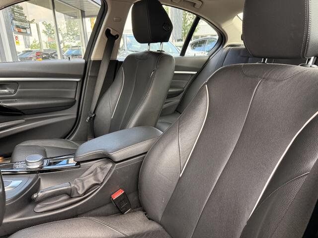 BMW 3-SERIE 318i Luxury Edition | stoelverwarming | Automaat | Leer