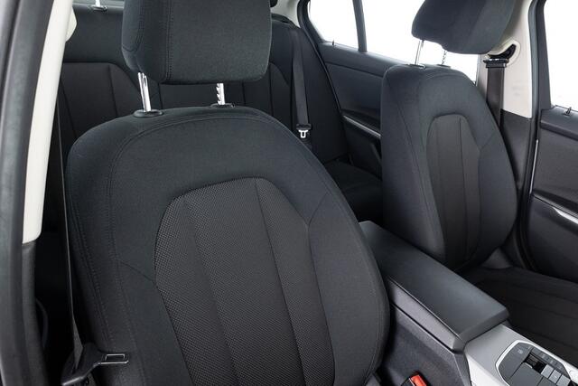 BMW 3-SERIE 320 e Business Line *FACELIFT* Full LED | NAVI | PHEV .