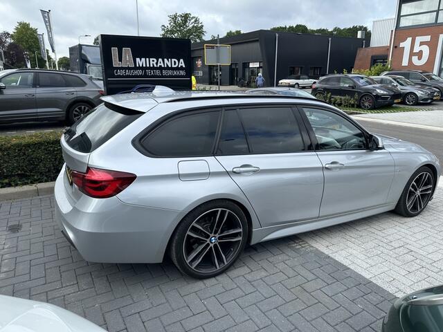 BMW 3-SERIE Touring 318i M-Sport Corporate Lease