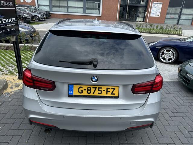 BMW 3-SERIE Touring 318i M-Sport Corporate Lease
