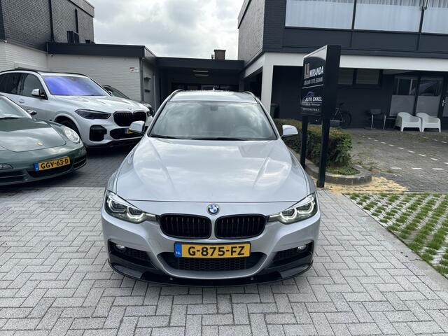 BMW 3-SERIE Touring 318i M-Sport Corporate Lease