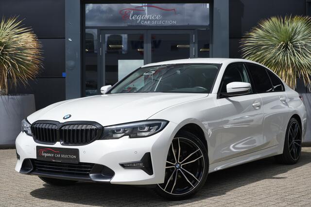 BMW 3-SERIE 318i Sportline High Executive 157pk Navigatie/Apple-Android/Cruise