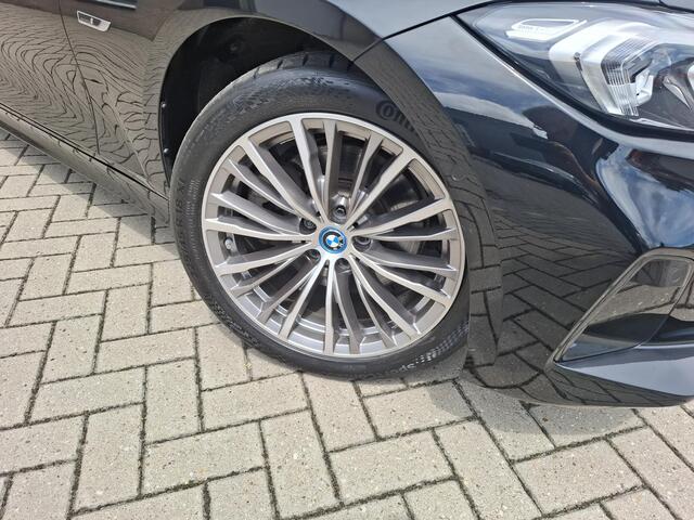 BMW 3-SERIE Touring 330E Nieuw Model/SOH 98%/Zeer Mooi! 330e
