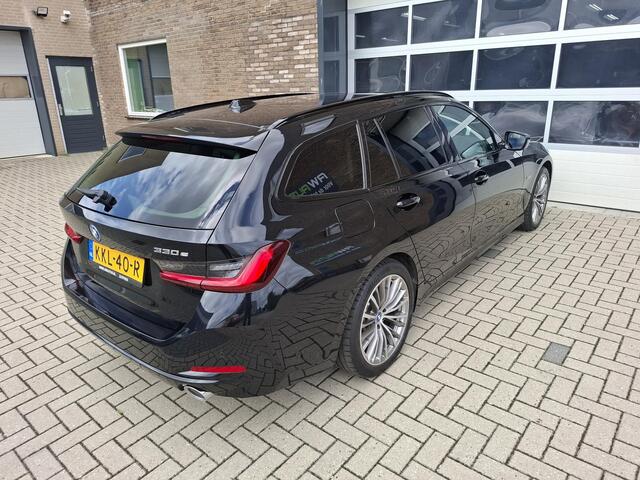 BMW 3-SERIE Touring 330E Nieuw Model/SOH 98%/Zeer Mooi! 330e