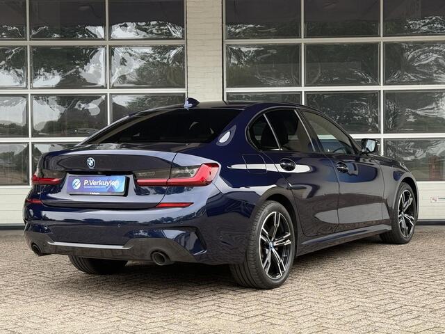 BMW 3-SERIE 320e M SPORT | LASER | CAMERA | 18 INCH | LEDER | APPLE CARPLAY |