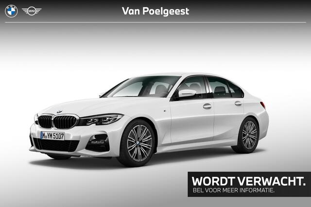 BMW 3-SERIE sedan 318i M Sport