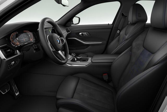BMW 3-SERIE sedan 318i M Sport