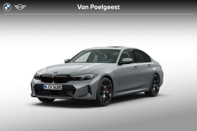 BMW 3-SERIE Sedan 330e M Sport Edition | M Sportpakket Pro | Innovation Pack | Comfort Pack