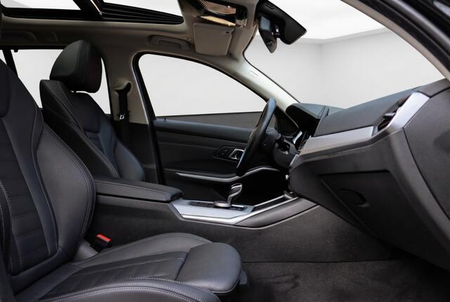 BMW 3-SERIE Touring 330e Plug-in Hybrid Pano l Leder l Driver Assistance Pack l Stuu