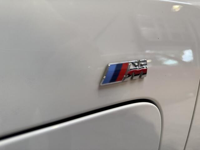 BMW 3-SERIE Touring 330e High Executive M-Sport Full Options I PANO I LED I Sportstoelen I Adapt Cruise I Head-Up I 18"LM