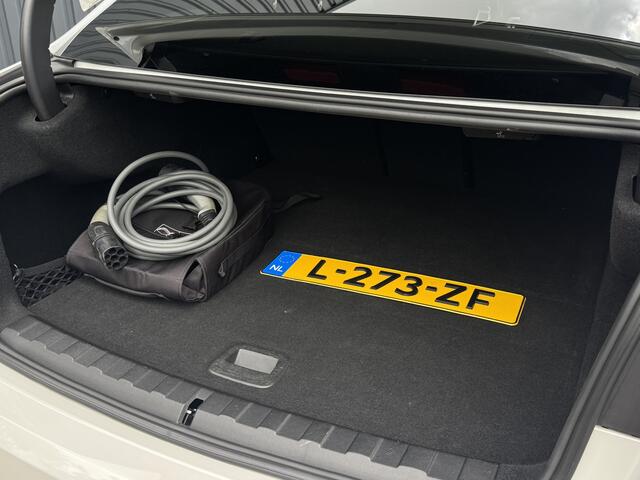 BMW 3-SERIE 330e M Sport 292 pk PANO, Stuurverw, Elektr Zetels
