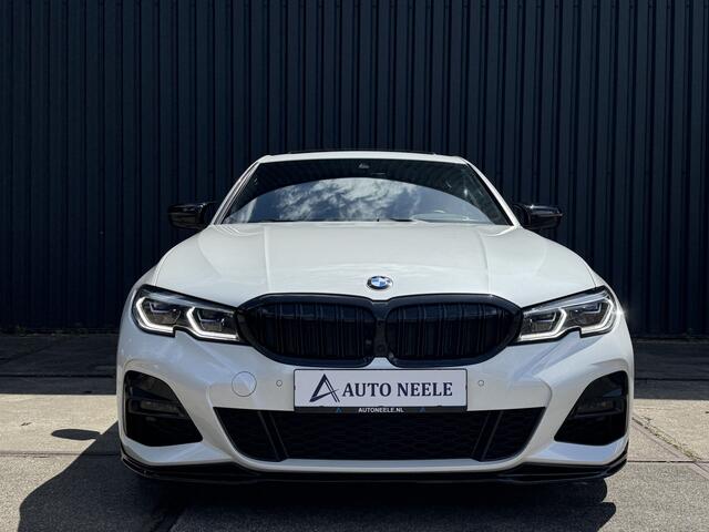 BMW 3-SERIE 330e M Sport 292 pk PANO, Stuurverw, Elektr Zetels