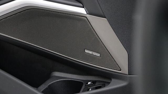 BMW 3-SERIE Touring 330e M-Sport Pro | Harman/Kardon | Head-up | Shadow-Line | Achteruitrijcamera