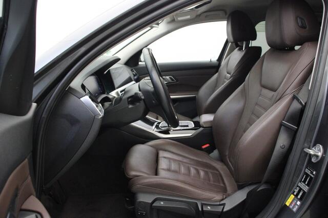 BMW 3-SERIE Touring 320e Business Edition Plus - Digitaal Cockpit, Carplay, Leer, Stoelverw.