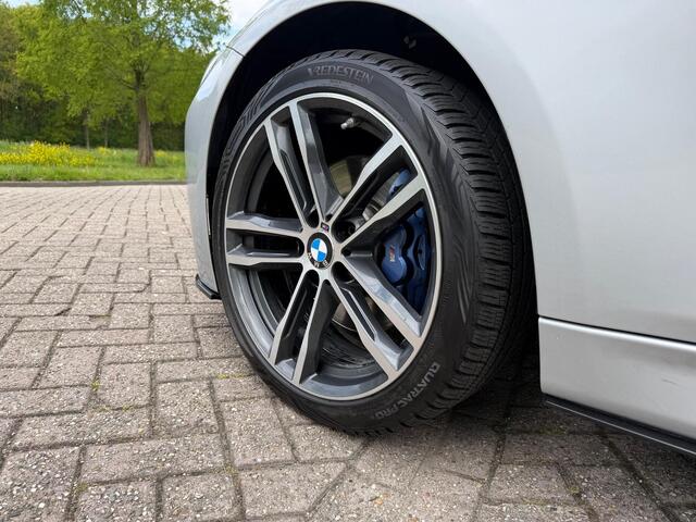 BMW 3-SERIE Touring 325d M Sport NAVI/KEYLESS/HARMAN/KARDON