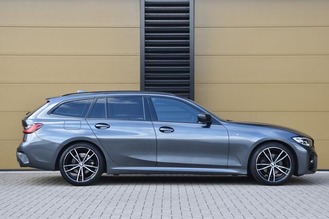 BMW 3-SERIE Touring 320i High Executive * M-Sport * M-Sportonderstel * Comforttoegang * Sfeerverlichting *