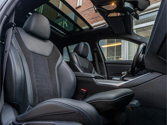 BMW 3-SERIE Touring 330e xDrive High Exe M-Sport PANO 19 INCH HARMAN KARDON CARPLAY