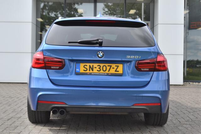 BMW 3-SERIE Touring 320i Edition M Sport Shadow Executive Leer | Carplay | Head Up | Stoelverwarming |
