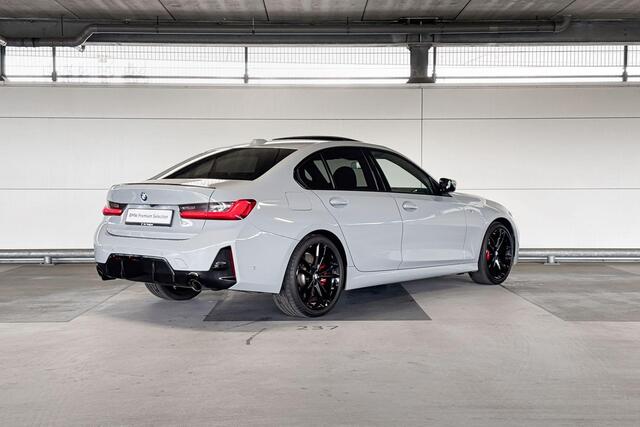 BMW 3-SERIE Sedan 318i M-Sport