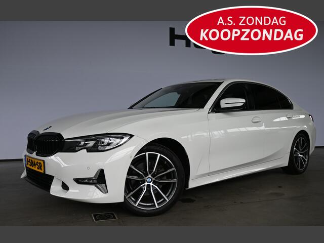 BMW 3-SERIE 320i High Executive Automaat Navigatie LED Carplay Stoelverwarming Dealer Onderhouden! Inruil Mogelijk!
