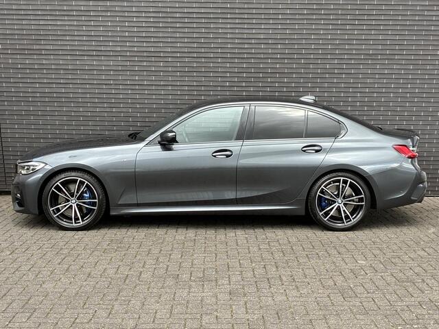 BMW 3-SERIE Sedan 320i High Executive M Sport Pakket Automaat / Live Cockpit Professional / Leder / 19 Inch / Head-Up Display / Adaptive Cruise Control / Hifi / Shadow Line / M Sportremsysteem / Achteruitrijcamera