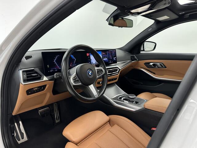 BMW 3-SERIE Touring 330e xDrive | Cognac bekleding | Panoramadak | Head-up-D