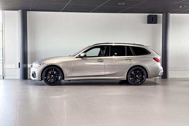 BMW 3-SERIE Touring M340i xDrive | Glazen Panoramadak | Harman Kardon | Stoelverwarming | Head-Up Display | Trekhaak |