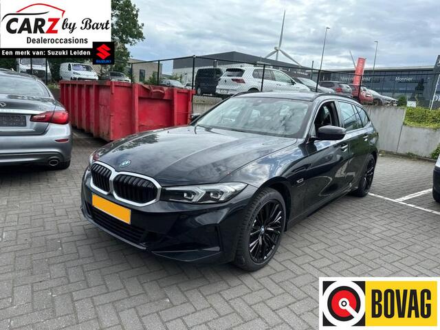 BMW 3-SERIE Touring 320e PHEV Leder | Park Assist | Carplay/Android