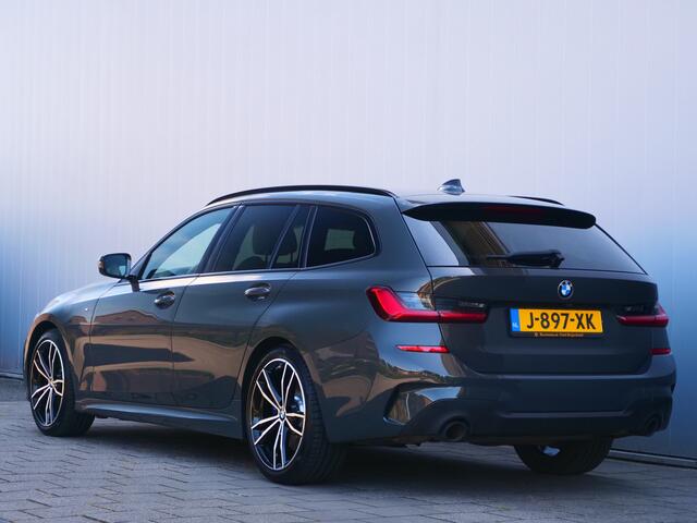 BMW 3-SERIE Touring 318i High Executive Edition 157 Pk Automaat Navi / DAB / Apple Carplay / Leer / M-pakket