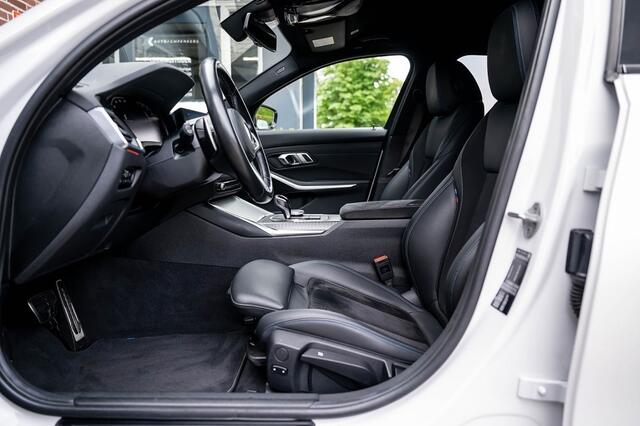 BMW 3-SERIE 330 330i Touring M Sport | ACC | Maxton | 19' Inch | Stoelverwarming | M Sportremmen |