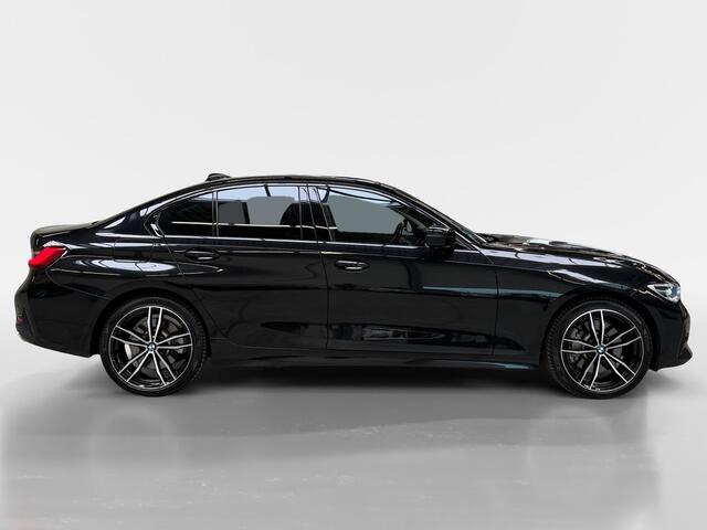 BMW 3-SERIE 330e High Executive I Leder I Stoelverwarming I Cruise Control I LED