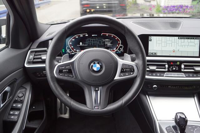 BMW 3-SERIE 330e (292pk) M340I Look Wheelforce/Laser/HUD/Keyless/Carbon